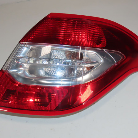 Feu arrière droit occasion  Citroën C4 II (NC_) 1.6 hdi 90 (2009) 5 portes   6351KS 