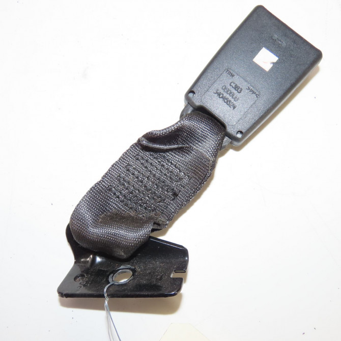 Ancrage ceinture arrière droit occasion  Fiat 500 (312_) 1.2 (312axa1a) (2007) 3 portes   735457224  3