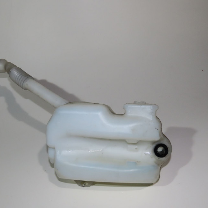 Reservoir lave-glace avant occasion  Renault SCÉNIC II (JM0/1_) 1.6 (jm0c, jm0j, jm1b) (2003-2006) 5 portes   7701207665  3