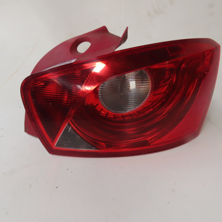 Feu arrière droit occasion  Seat IBIZA IV (6J5, 6P1) 1.9 tdi (2008-2010)   6J4945096H 