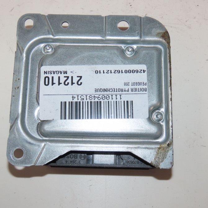 Boitier pyrotechnique occasion  Peugeot 208 I (CA_, CC_) 1.6 hdi (2012) 5 portes   9810363180  3