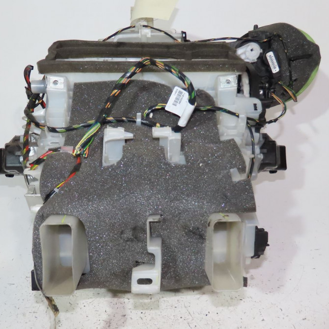 Bloc de chauffage complet occasion  Peugeot 208 I (CA_, CC_) 1.2 vti 82 (2012)   9672234380  5