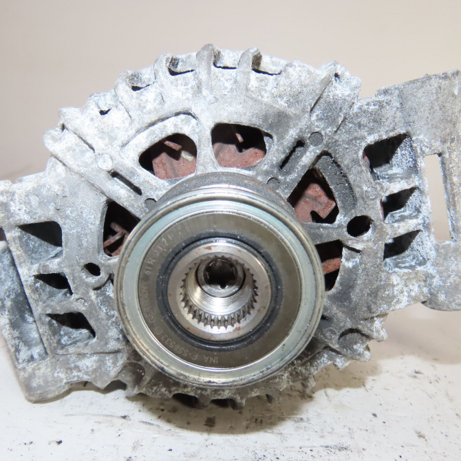 Alternateur occasion  Peugeot 308 II (LB_, LP_, LW_, LH_, L3_) 1.6 gti (l35gnh) (2015-2021)   9822230780  1