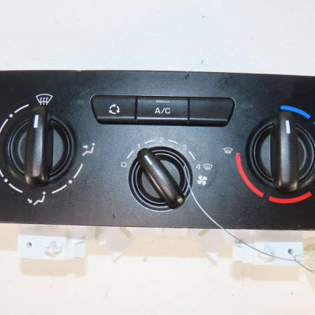 Commande de chauffage occasion  Peugeot PARTNER Camionnette/Monospace 1.6 hdi (2008) 4 portes   9804091180 