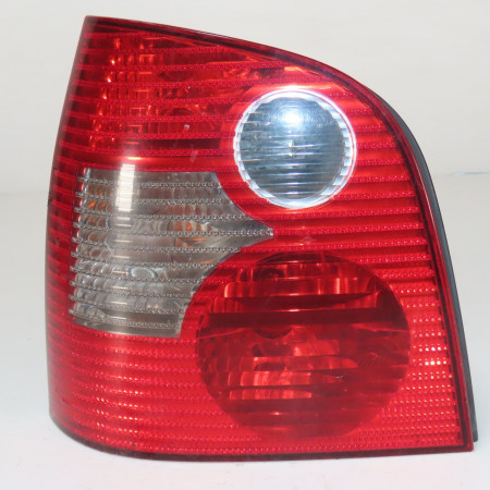 Feu arrière gauche occasion  Volkswagen vw POLO (9N_, 9A_) 1.4 tdi (2001-2005)   6Q6945095G 