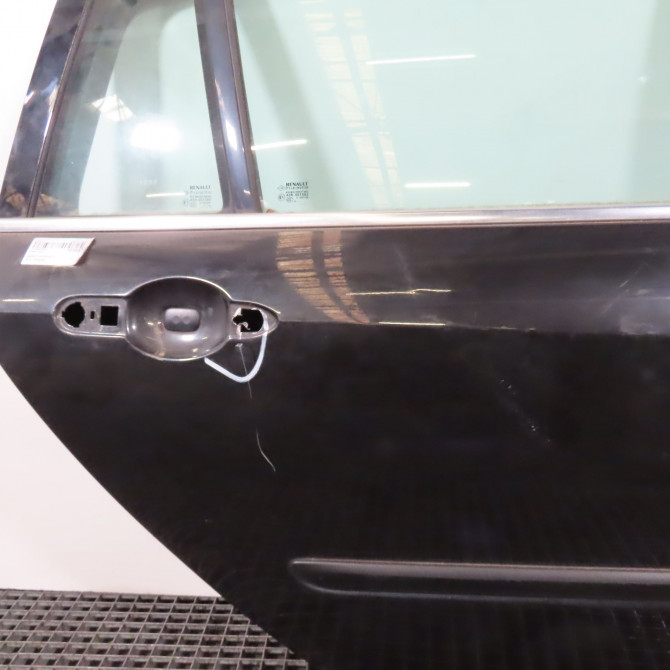 Porte arrière droite occasion  Renault LAGUNA III Grandtour (KT0/1) 1.5 dci (kt0a, kt0r, kt02) (2007-2015)   821000023R  3