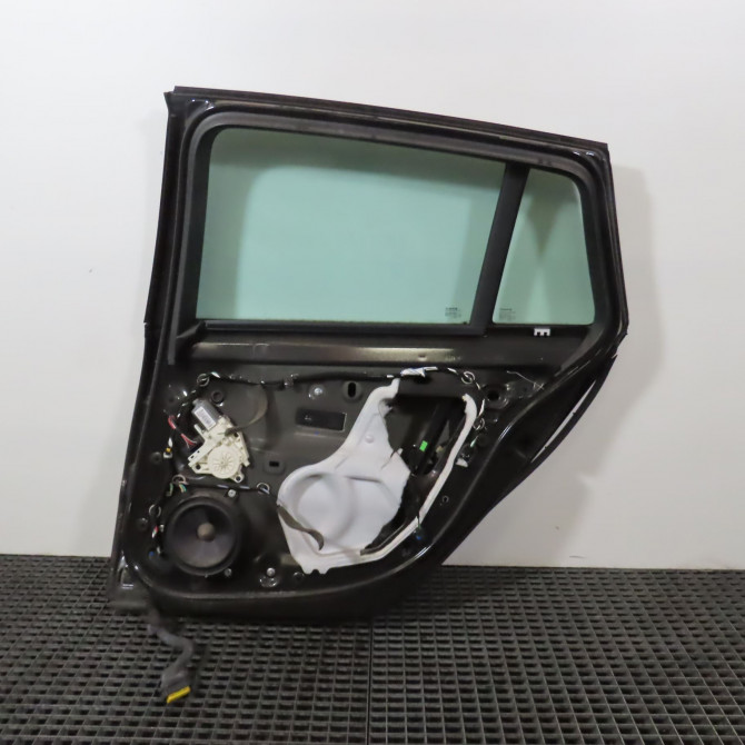 Porte arrière droite occasion  Renault LAGUNA III Grandtour (KT0/1) 1.5 dci (kt0a, kt0r, kt02) (2007-2015)   821000023R  4