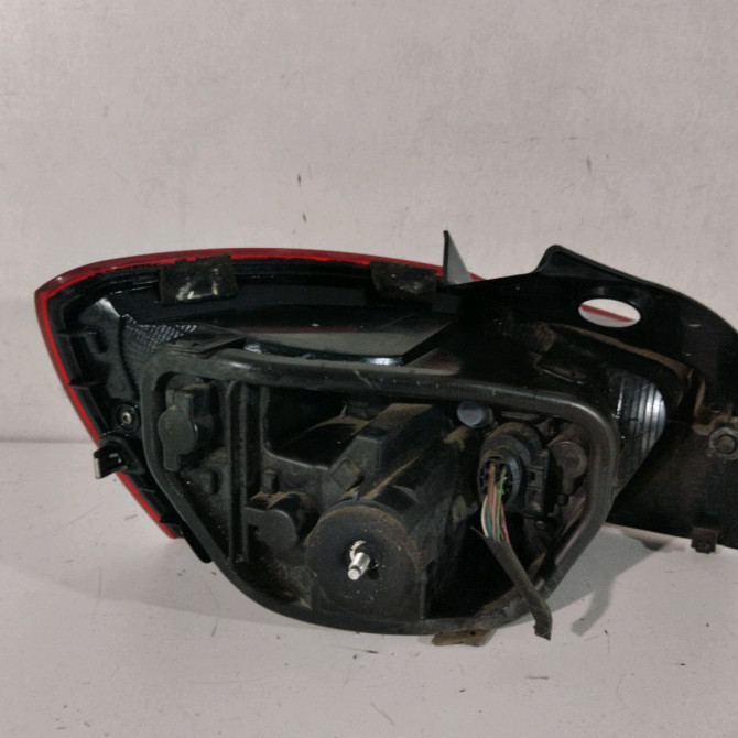 Feu arrière droit occasion  Seat IBIZA IV (6J5, 6P1) 1.2 tdi (2010-2015)   6J4945096K  2