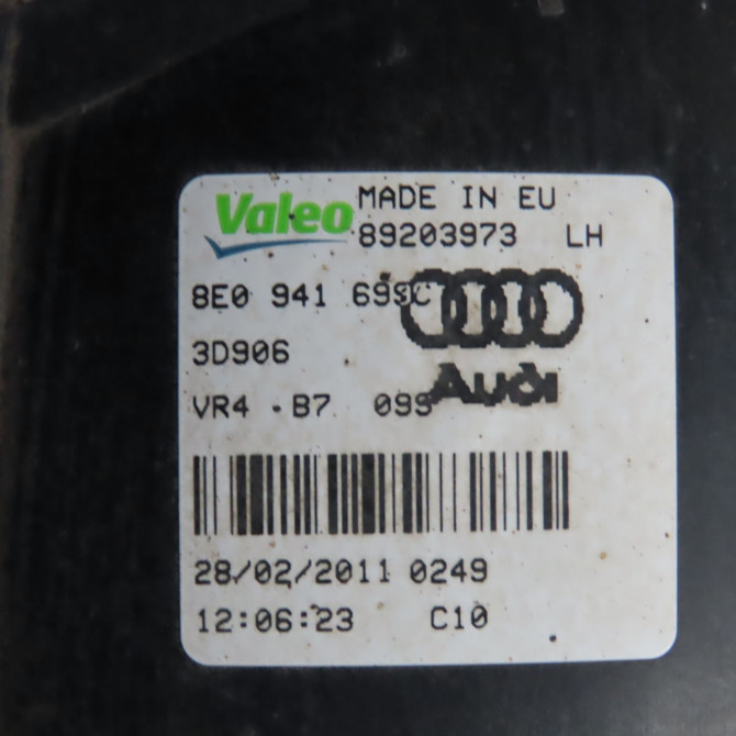 Phare antibrouillard avant gauche occasion  Audi A3 (8P1) 1.6 tdi (2009-2012)   8E0941699C  2