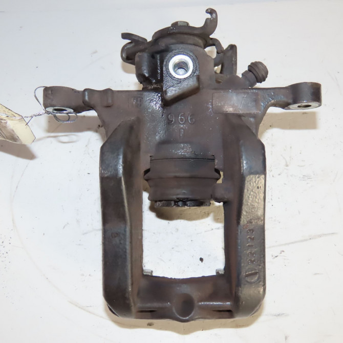 Etrier de frein arrière droit occasion  Opel ASTRA J GTC 2.0 (08) (2012)   13417972  1