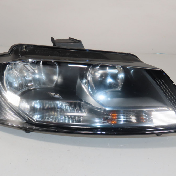 Phare droit occasion  Audi A3 Sportback (8PA) 2.0 tdi 16v (2004-2013) 5 portes   8P0941004BB  1