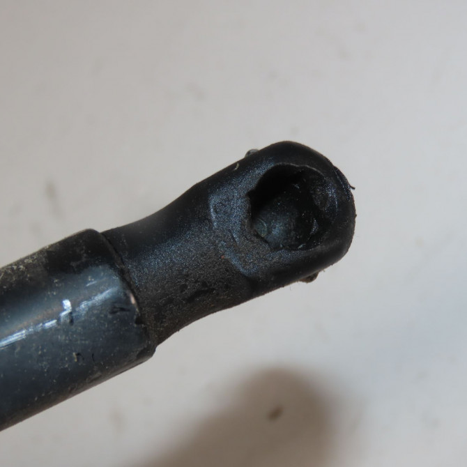 Verin gauche hayon occasion  Citroën C4 PICASSO I Monospace (UD_) 1.6 hdi 110 (2010-2013) 5 portes   8731T0  3