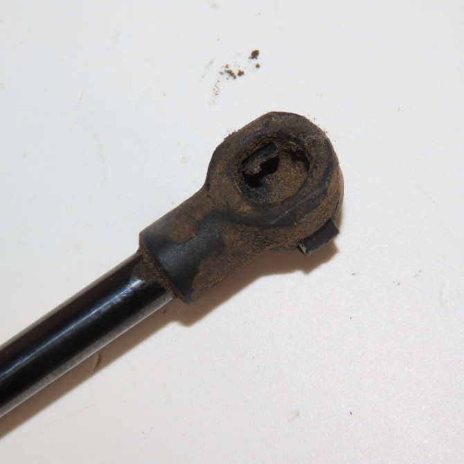 Verin droit hayon occasion  Peugeot 308 SW I (4E_, 4H_) 1.6 hdi (2009-2014)   8731Q7  2