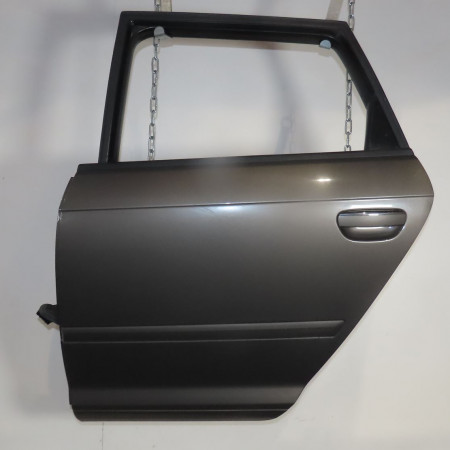 Porte arrière gauche occasion  Audi A3 Sportback (8PA) 1.6 tdi (2009-2013)   8P4833051A 