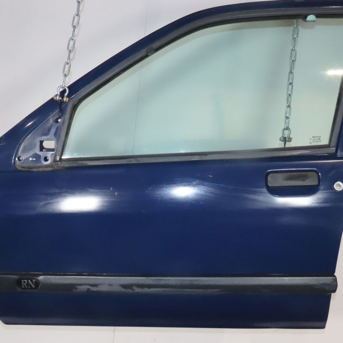 Porte avant gauche occasion  Renault CLIO I (B/C57_, 5/357_) 1.2 (5/357y, 5/357k) (1996-1998)   7751469956  1