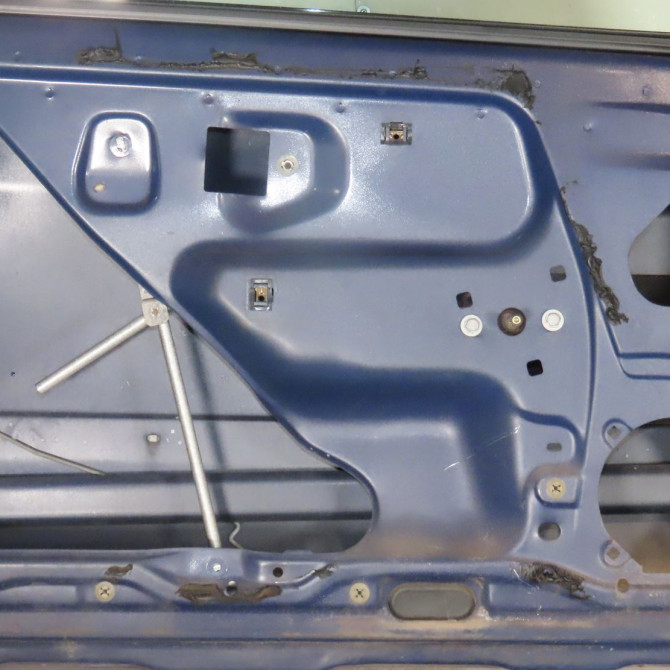 Porte avant gauche occasion  Renault CLIO I (B/C57_, 5/357_) 1.2 (5/357y, 5/357k) (1996-1998)   7751469956  3