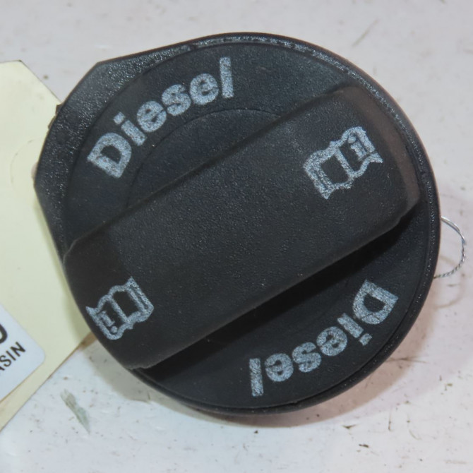 Bouchon reservoir a carburant occasion  Volkswagen vw JETTA III (1K2) 1.9 tdi (2005-2010)   5C0201550AB  1