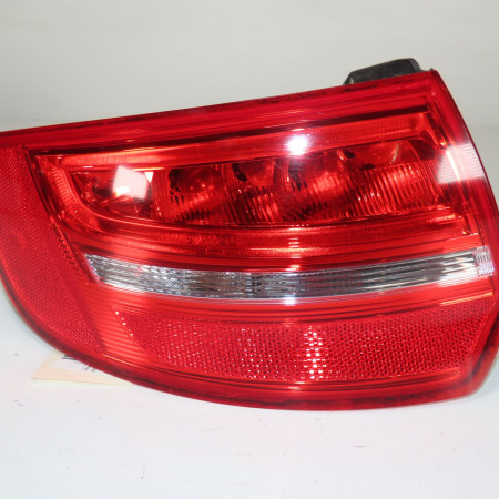 Feu arrière gauche occasion  Audi A3 Sportback (8PA) 1.6 tdi (2009-2013)   8P4945095E 