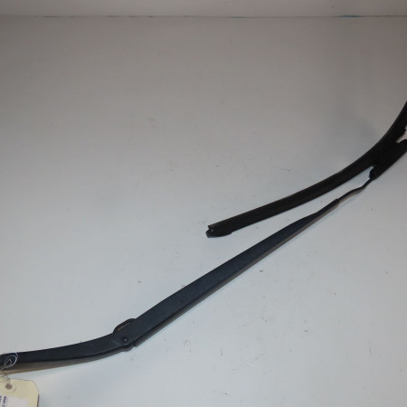 Bras essuie-glace avant droit occasion  Renault SCÉNIC II (JM0/1_) 2.0 dci (jm1k) (2005-2008)   8200466006 