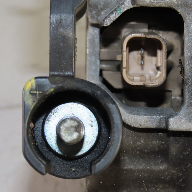 Alternateur occasion  Peugeot 407 (6D_) 2.0 hdi 135 (6drhrh, 6drhre, 6drhrg, 6drhrj) (2004-2010) 4 portes   5705AX  4