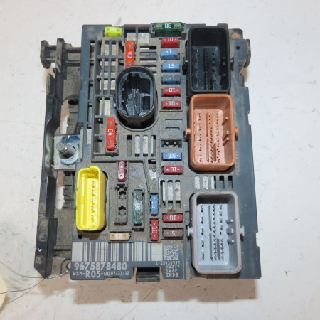 Boite a fusibles occasion  Peugeot PARTNER Camionnette/Monospace 1.6 hdi / bluehdi 75 (2011)   9675878480 