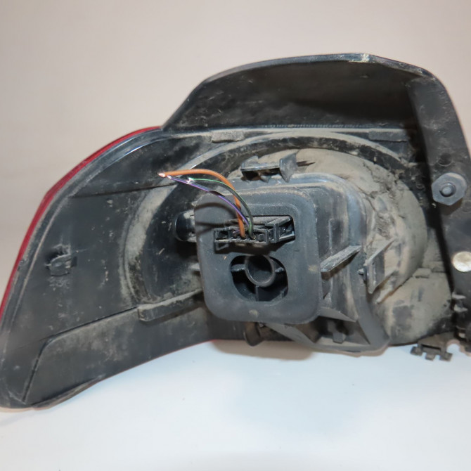 Feu arrière droit occasion  Volkswagen vw GOLF VI (5K1) 2.0 tdi (2008-2013) 5 portes   5K0945096E  2