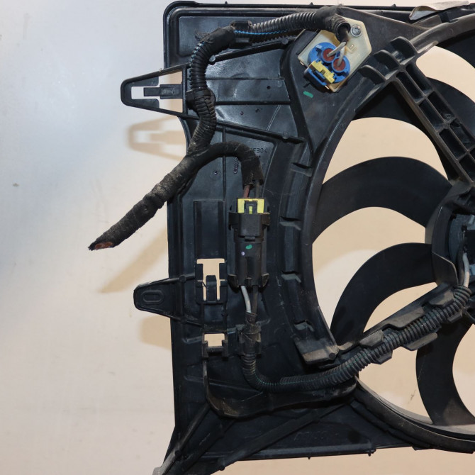 Moteur ventilateur radiateur occasion  Fiat 500X (334_) 1.4 (334axc1b, 334axc11) (2014)   52182015  4