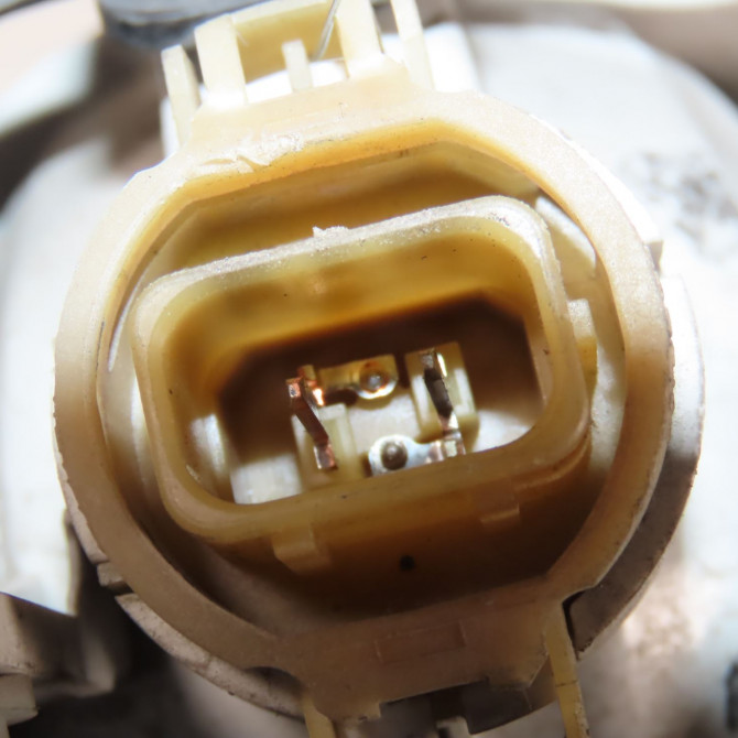 Phare antibrouillard avant droit occasion  Peugeot 208 I (CA_, CC_) 1.2 vti 82 (2012)   9675450980  5