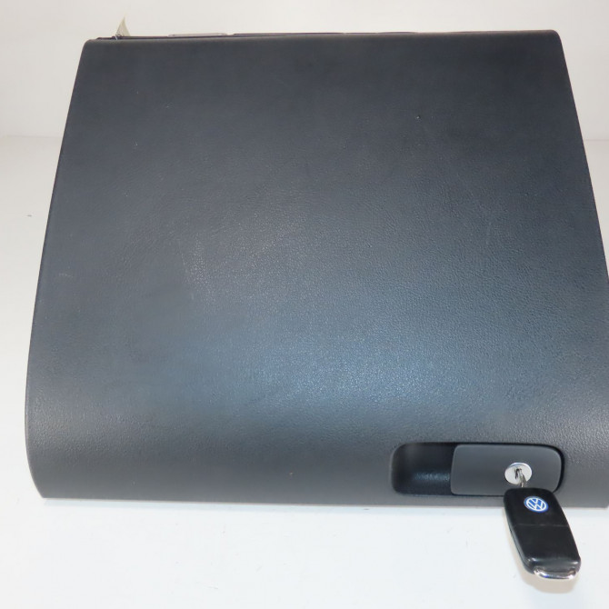 Boite à gants occasion  Volkswagen vw TIGUAN (5N_) 2.0 tdi 4motion (2007-2018)   5M1857114E82V  1