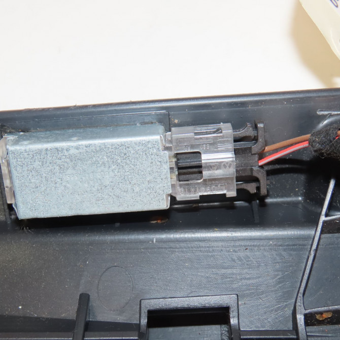 Boite à gants occasion  Volkswagen vw TIGUAN (5N_) 2.0 tdi 4motion (2007-2018)   5M1857114E82V  4