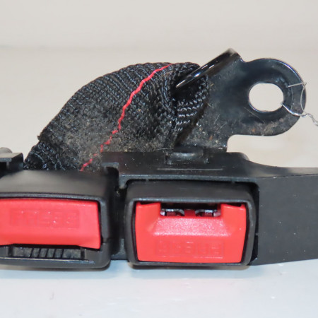 Ancrage ceinture arrière droit occasion  Renault CLIO III (BR0/1, CR0/1) 1.5 dci (2010-2014) 5 portes   8200684017 