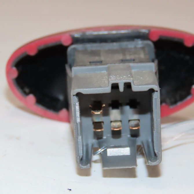 Bouton de warning occasion  Peugeot 206 3/5 portes (2A/C) 1.4 i (1998-2012) 3 portes   6552YC  2