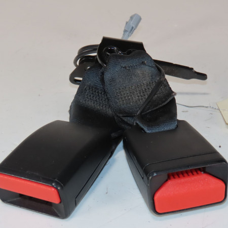 Ancrage ceinture arrière droit occasion  Renault CLIO IV (BH_) 0.9 tce 90 (2012) 5 portes   878166967R 