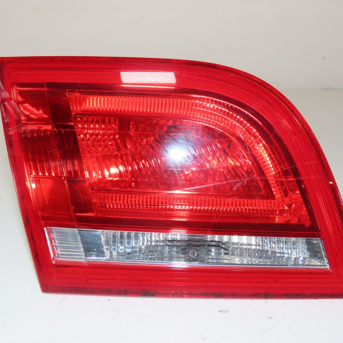 Feu arrière interieur gauche occasion  Audi A3 Sportback (8PA) 1.6 tdi (2009-2013)   8P4945093D  1