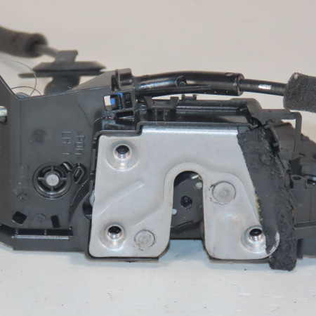 Serrure porte arg occasion  Renault TWINGO III (BCM_, BCA_) 0.9 tce 90 (2014) 5 portes   825033289R 