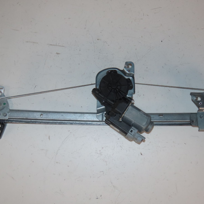 Mecanisme+moteur leve-glace avg occasion  Citroën C3 I (FC_, FN_) 1.4 hdi (2003-2011) 5 portes   9221AQ  2