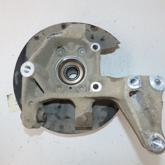 Fusee arg occasion  Audi Q3 (8UB, 8UG) 2.0 tdi quattro (2011-2018)   3C0505433G  2