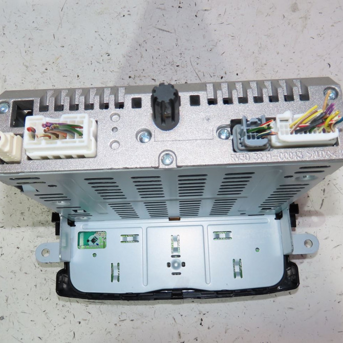 Autoradio occasion  Renault CAPTUR I (J5_, H5_) 0.9 tce 90 (2013) 5 portes   281153292R  3