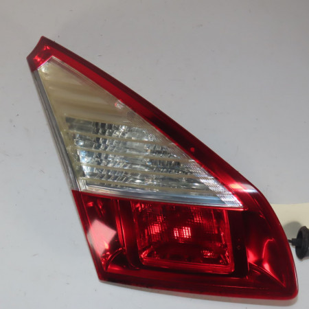 Feu arrière interieur gauche occasion  Renault MEGANE III 3/5 portes (BZ0/1_, B3_) 1.5 dci (bz09, bz0d, bz1w, bz29, bz14) (2009) 5 portes   265550009R 