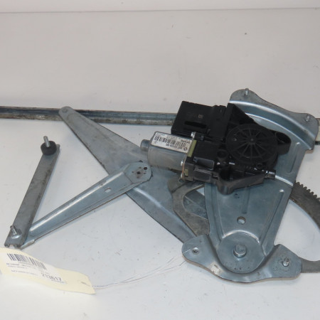 Mecanisme + moteur lève-glace avant droit occasion  Renault MEGANE III 3/5 portes (BZ0/1_, B3_) 1.5 dci (bz09, bz0d, bz1w, bz29, bz14) (2009) 5 portes   807203154R 
