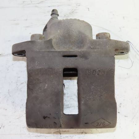 Etrier de frein avant droit occasion  Renault CLIO II (BB_, CB_) 1.4 16v (b/cb0p, bb13) (2000-2008) 5 portes   7701207959 