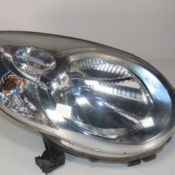 Phare droit occasion  Citroën C1 (PM_, PN_) 1.0 (2005-2014) 5 portes   620672  1