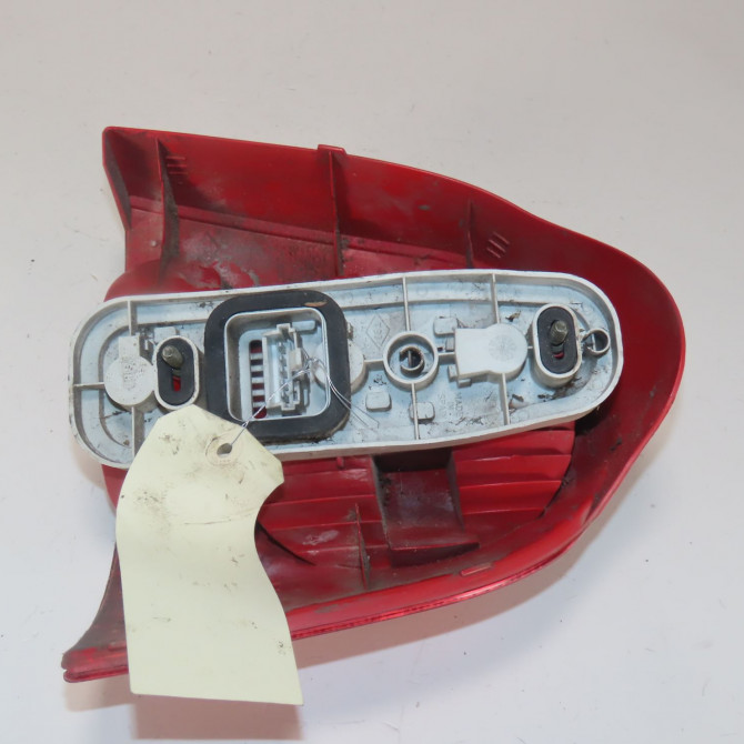 Feu arrière gauche occasion  Renault TWINGO I (C06_) 1.2 (c066, c068) (1996-2007) 3 portes   7700426319  2