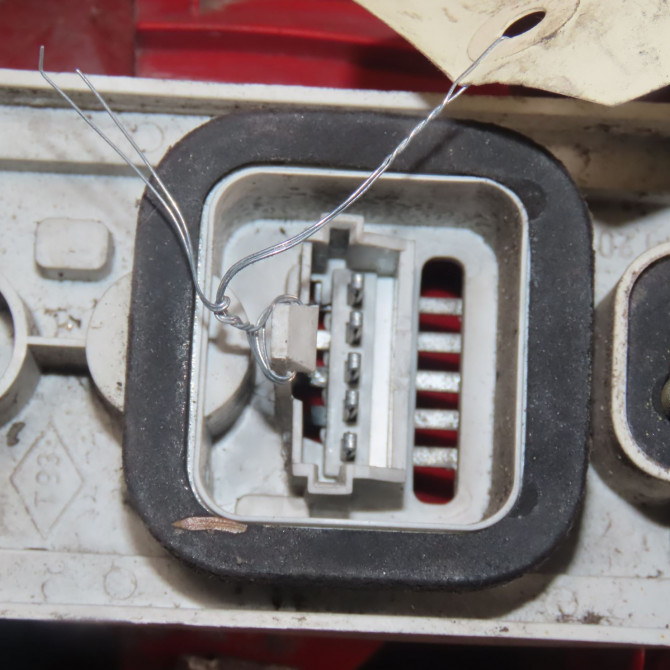 Feu arrière gauche occasion  Renault TWINGO I (C06_) 1.2 (c066, c068) (1996-2007) 3 portes   7700426319  4