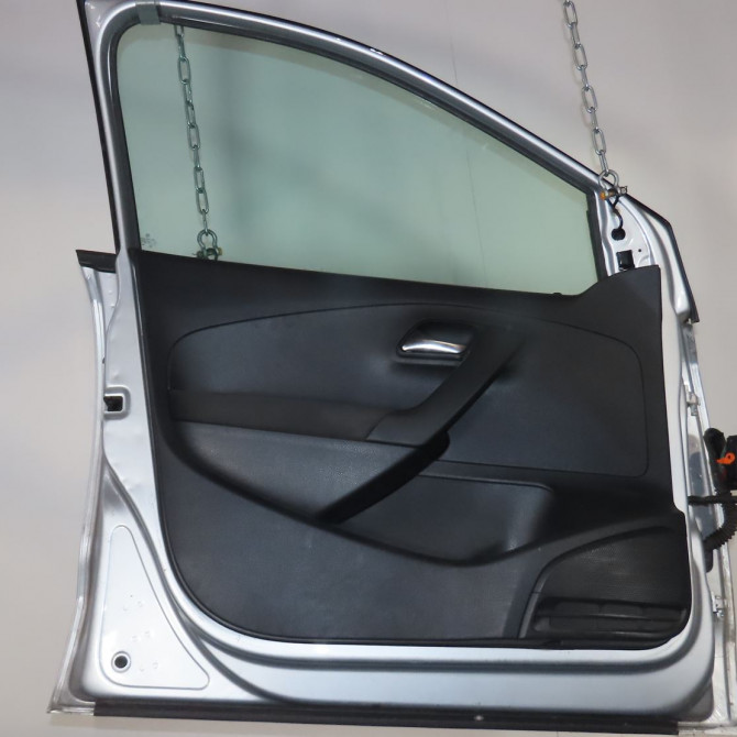 Porte avant gauche occasion  Volkswagen vw POLO V (6R1, 6C1) 1.2 tdi (2009) 5 portes   6R4831055J  2