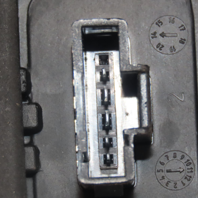 Feu arrière droit occasion  Dacia DUSTER (HS_) 1.5 dci (2010-2018)   265506837R  4