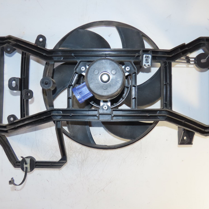Moteur ventilateur radiateur occasion  Dacia SANDERO II Tce 90 (b8m1, b8ma) (2012) 5 portes   214810048R  2