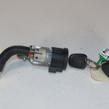 Antivol de direction occasion  Toyota AYGO (_B1_) 1.0 (kgb10_) (2005-2014) 5 portes   690570H01284 