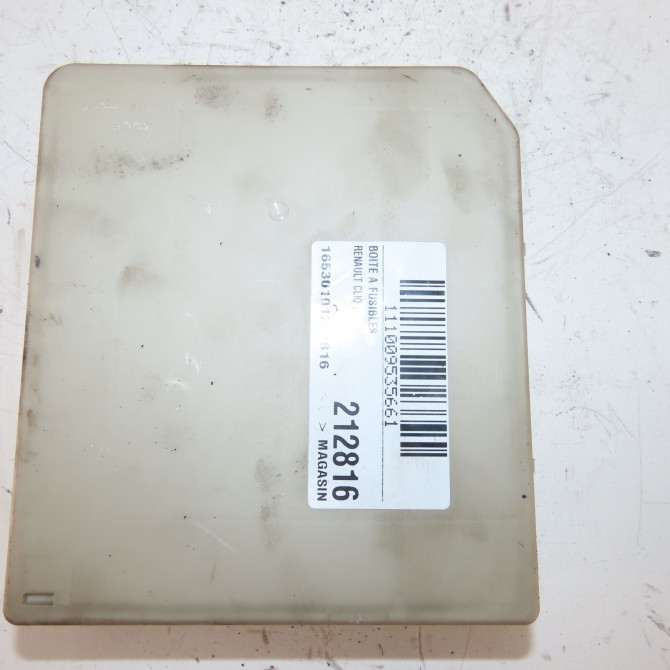 Boite a fusibles occasion  Renault CLIO III (BR0/1, CR0/1) 1.5 dci (c/br0g, c/br1g) (2005-2012) 5 portes   8200902446  3