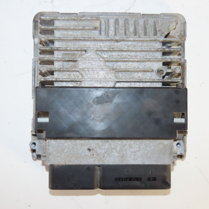 Calculateur moteur occasion  Audi A3 (8P1) 1.6 tdi (2009-2012)   03L906023JK  4